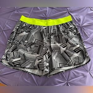 Lane Bryant LIVI Athletic Shorts Sz 22/24